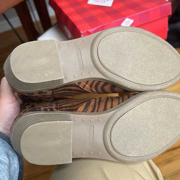 Women’s nwot true craft 7 tiger leopard fabric boots booties - Picture 4 of 5